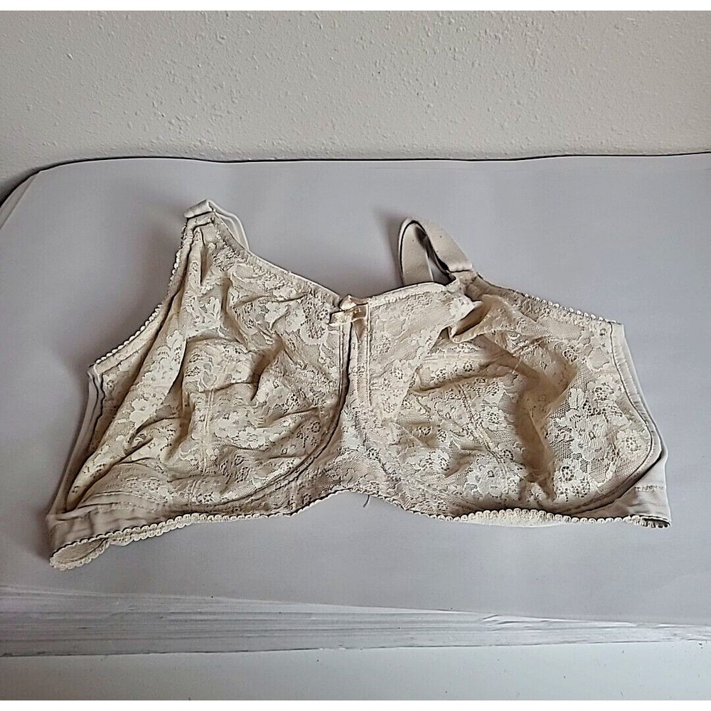Elila Tan Floral Lace Softcup Full Figure Adjustable Straps Wire Free Bra SZ 40G